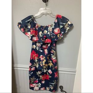 FLORAL FORM FITTING OFF-THE-SHOULDER DRESS💗💗